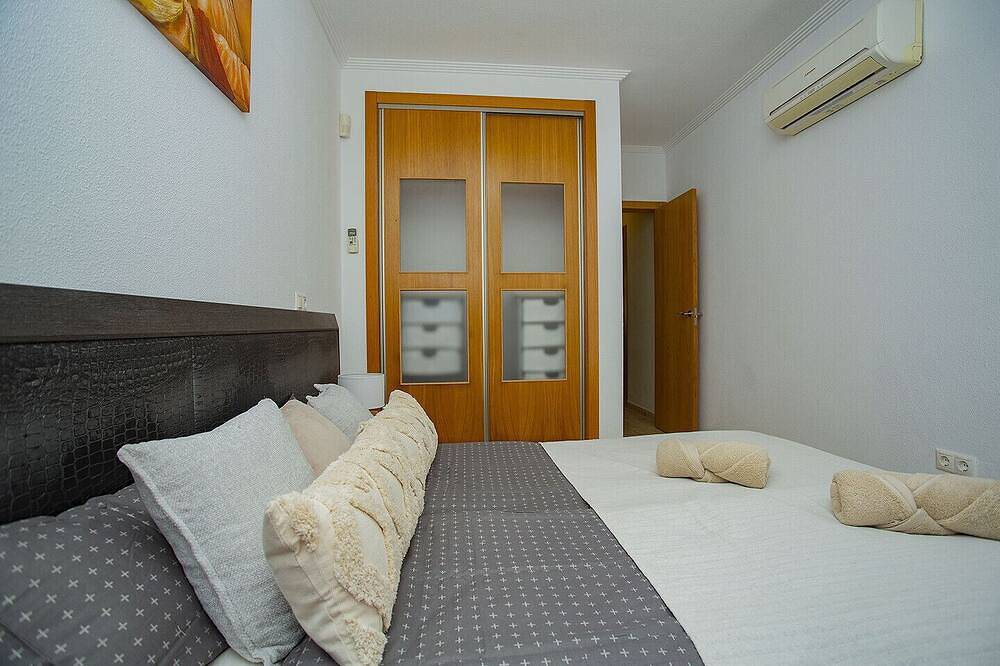 Apartamento entero, 242 Relax & Enjoy Alicante Holiday in Dehesa de Campoamor, Orihuela