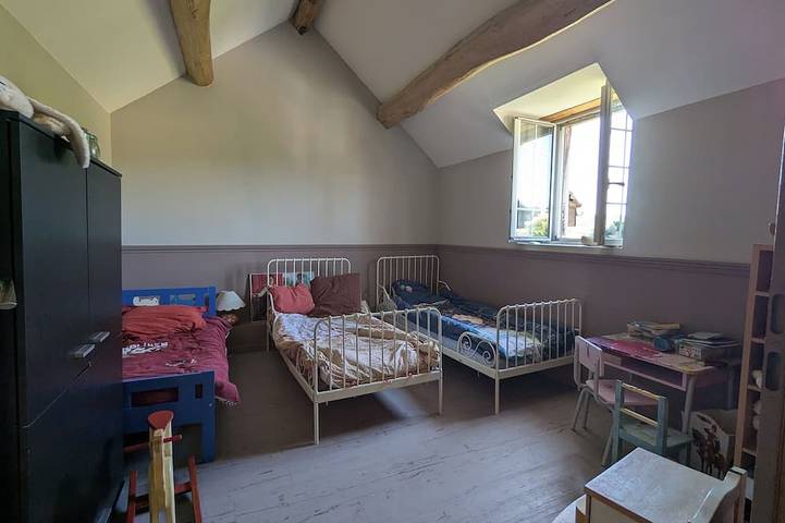 A haven of peace for family and friends in the Essonne countryside in Villeconin, Essonne