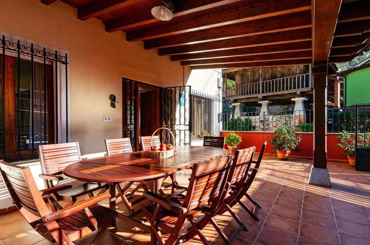 Casa rural para 8 personas, con jardín, Se admiten mascotas en Llanes