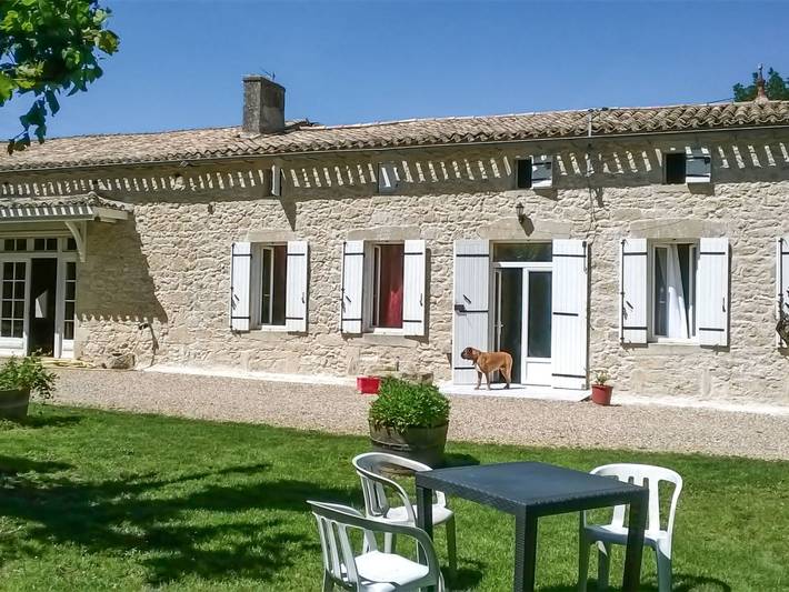 Ferme pour 12 personnes, avec Terrasse et Jardin à Montpeyroux