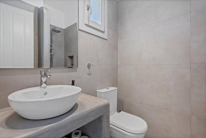 Gîte pour 2 personnes, avec jardin et vue dans Koufonisia - 4