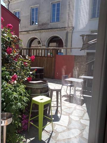 Hôtel pour 2 personnes, avec terrasse à Blain (homonymie)