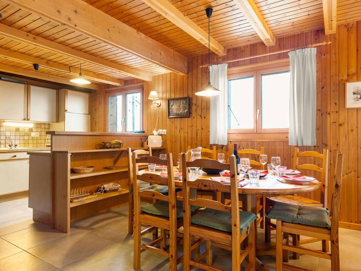 Location de vacances pour 8 personnes, avec jardin et balcon à Val-d'Illiez - 3