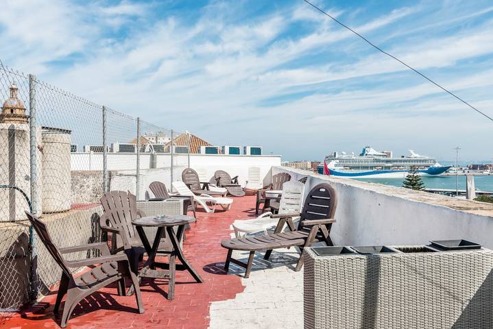 Gîte pour 8 personnes, avec balcon, animaux acceptés à Cadix - 2