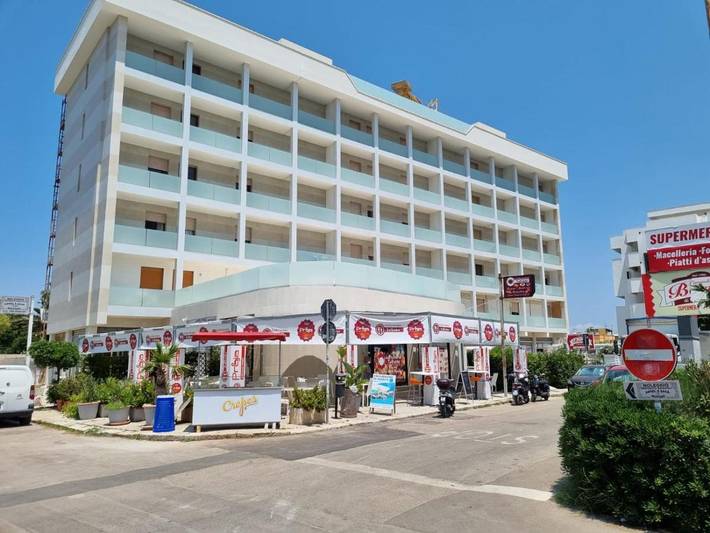 B&b per 2 persone, con Balcone e Terrazza nonché Giardino e Panorama a Baia Verde
