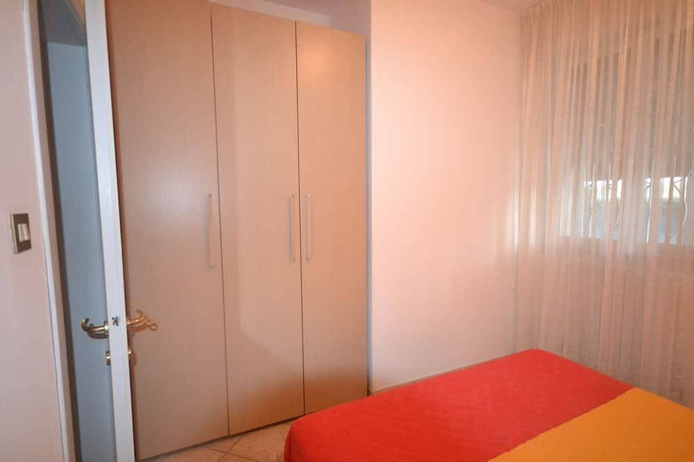 Große Villa mit 4 Schlafzimmer, zwei Badezimmer und einen großen Garten in Comacchio, Ferrara Provinz