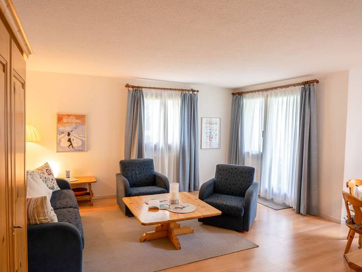 Ferienwohnung für 4 Personen, mit Terrasse und Garten in Silvaplana - 2