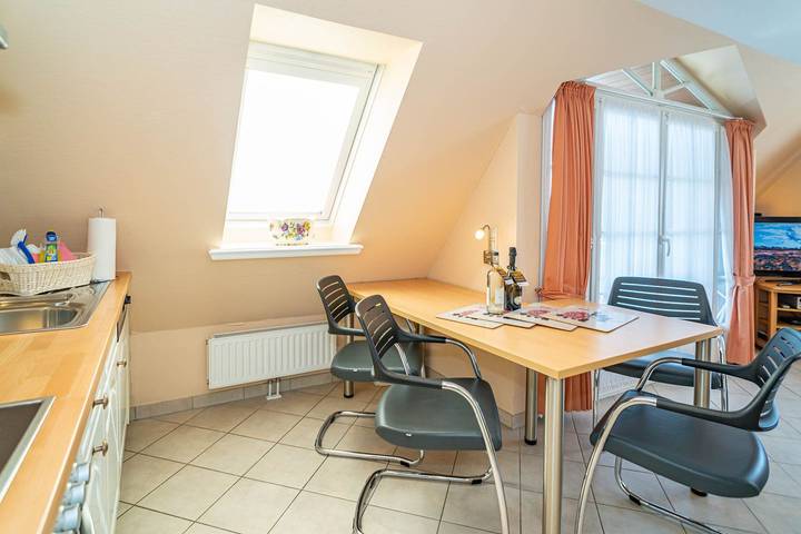 Ganze Wohnung, Großzügige 3- Zimmerwohnung für bis 4 Personen, mit Balkon. in Westerland, Sylt (Gemeinde)