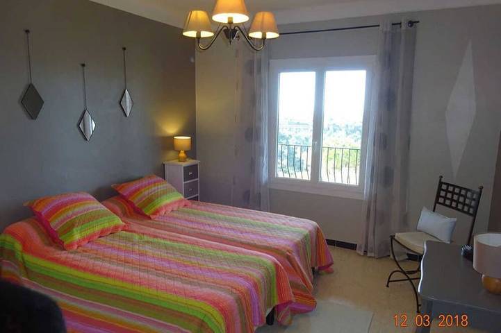 Location de vacances pour 6 personnes, avec balcon à Colomars - 3