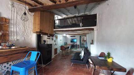 Gîte pour 6 personnes, avec vue et terrasse à Chelva