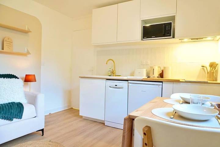 Gîte pour 4 personnes, avec vue et piscine à Bielle (Pyrénées-Atlantiques) - 4