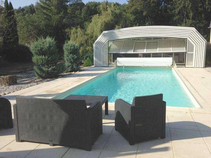 Hôtel pour 2 personnes, avec piscine et vue ainsi que jardin et sauna à Saint-Avold