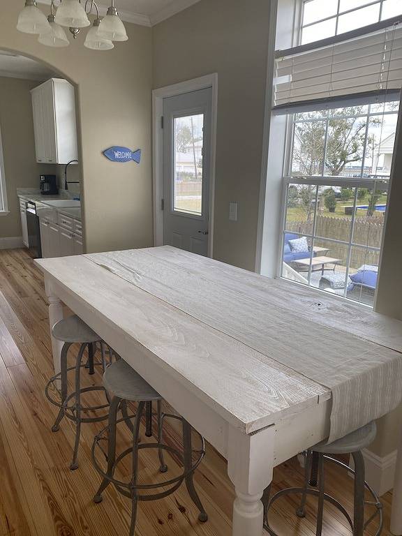 *New* - Location, Location - 250 Feet to the Beach - Sleeps 6 in Bay St. Louis, Mississippi Gulf Coast