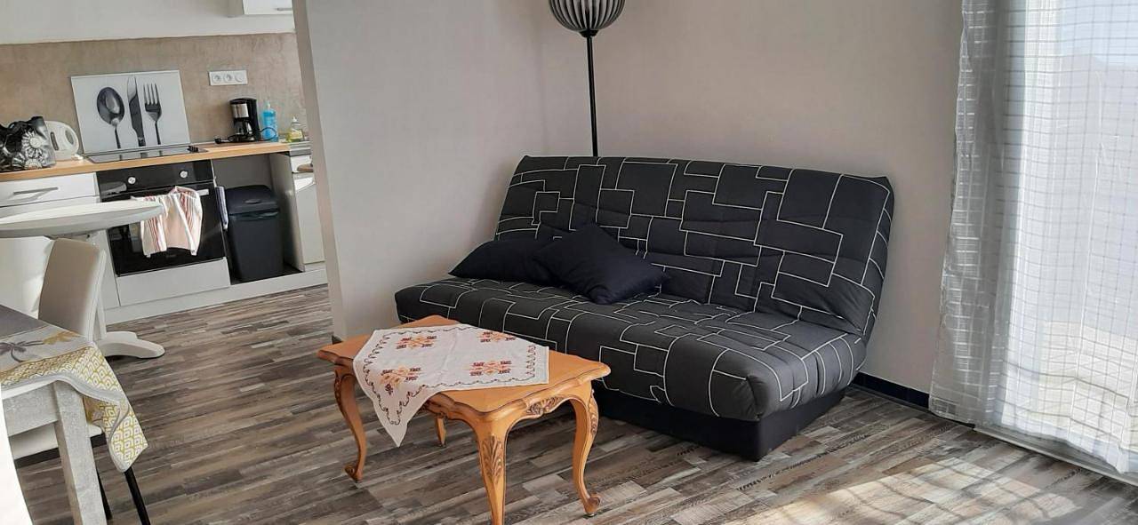 Appartement entier, Three-Bedroom Apartment in Sigoyer, Région de Gap