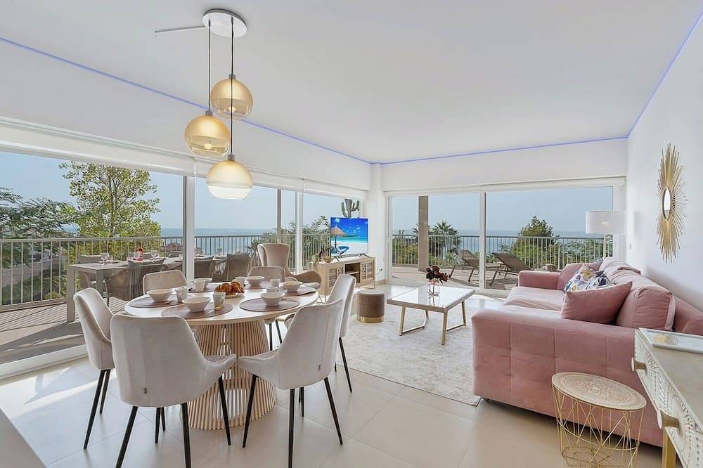 Entire apartment, Stylish apartment with oceanview in La Capellania, Benalmádena