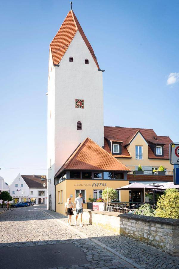 Hotel, mit Terrasse