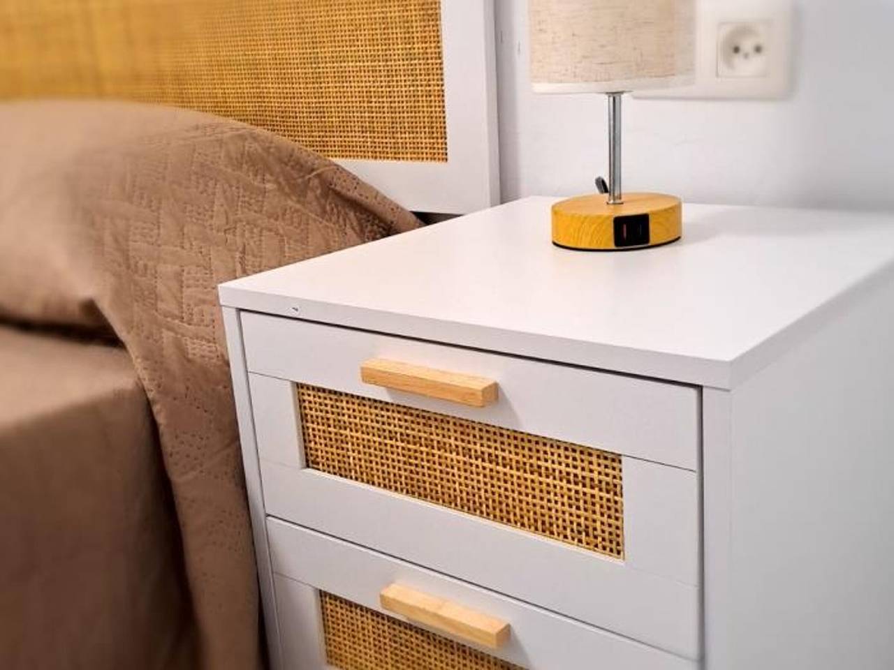 Apartamento entero, Agradable alojamiento en el centro de Baza, cerca de servicios in Baza, Geoparque de Granada