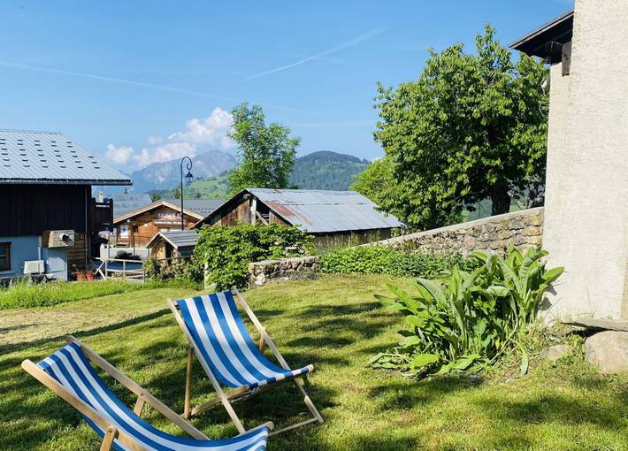 Gîte pour 10 personnes, avec jardin et terrasse à Cohennoz - 2