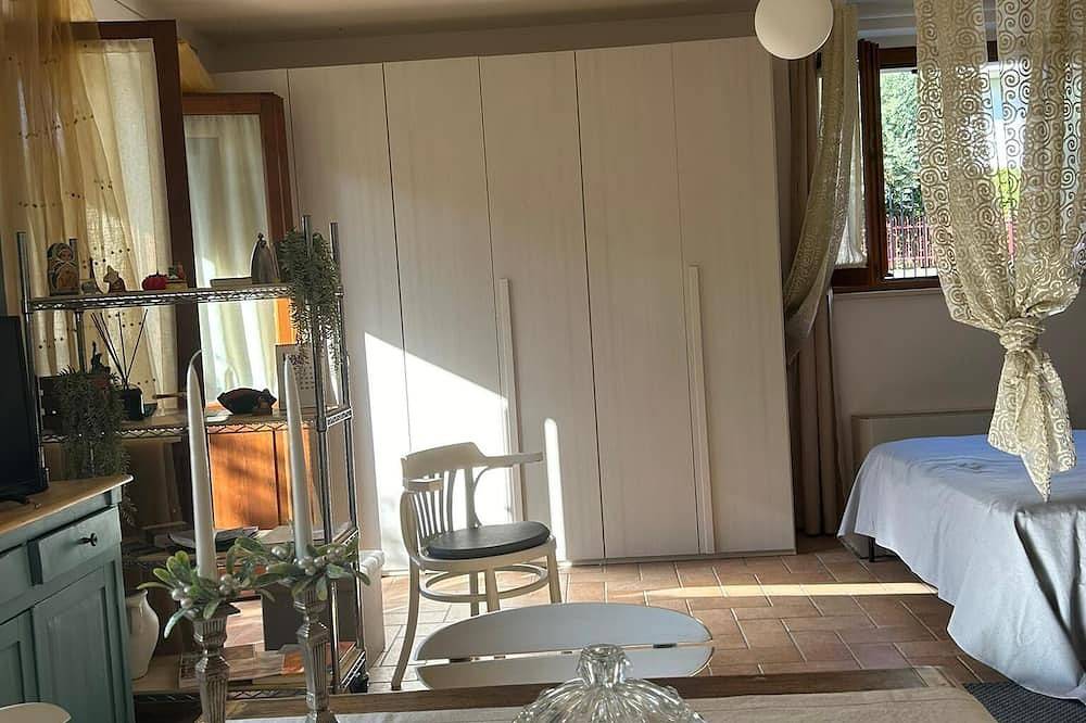 Cozy studio apartment near the basilica in central area in Assisi, Perugia Province