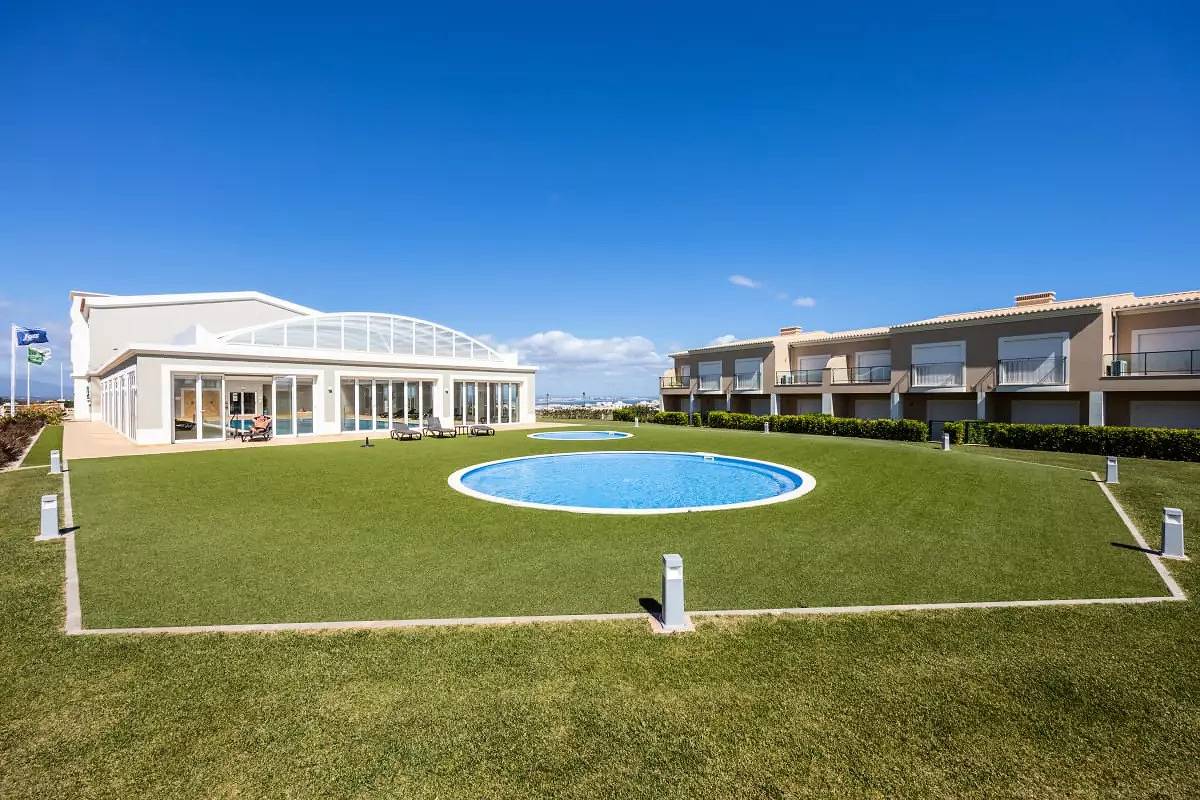 Houses & Villas for 8 Persons in Santa Maria, São Gonçalo de Lagos