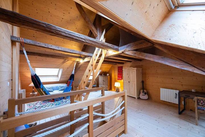Maison atipyque en plein coeur des Bauges in Le Châtelard, Région de Chambéry