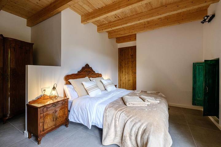 Casa rural para 7 personas, con balcón y vistas - 1