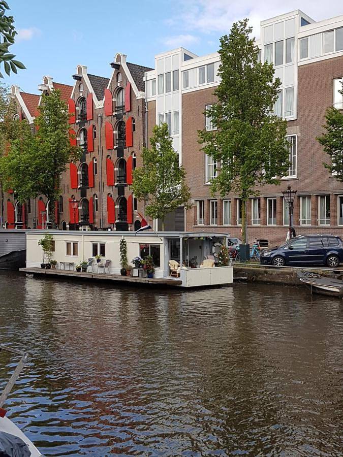 Ferienwohnung für 4 Personen, mit Ausblick und Pool sowie Terrasse, mit Haustier in Anne Frank Haus - 2