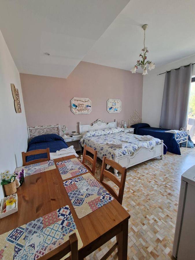 Maison d’hôte pour 2 personnes, avec jardin et vue dans Olbia - 3