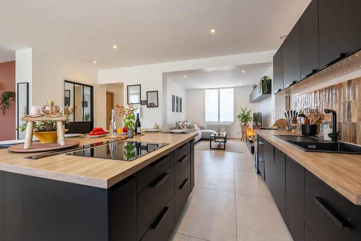 Location de vacances pour 6 personnes, avec Balcon et Terrasse ainsi que Jardin et Vue à Itteville