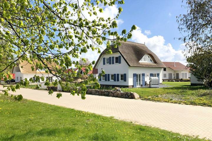 Ferienhaus für 4 Personen, mit Terrasse und Garten sowie Sauna und Ausblick in Vaschvitz