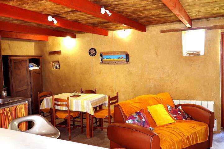 Gîte pour 4 personnes, avec jardin et terrasse à Camlez - 4