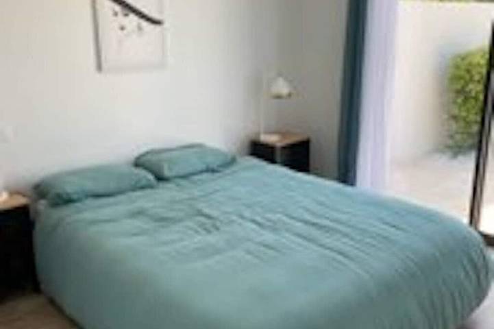 New house with heated swimming pool for 8 to 10 people, quiet area in Vaux-sur-Mer, Côte de Beauté