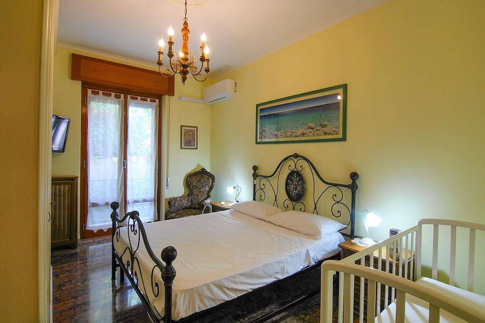 Appartamento intero, Splendido appartamento con 1 camera da letto a Chiavari in Chiavari, Riviera di Levante