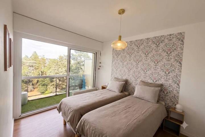 Appartement entier, La Canopée, 96 m² face au Léman, face au Thermes 3 balcons et parking privé in Thonon-les-Bains, Région de Thonon-les-Bains