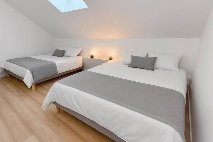 Location de vacances pour 10 personnes, avec terrasse et vue à Voiteur - 3