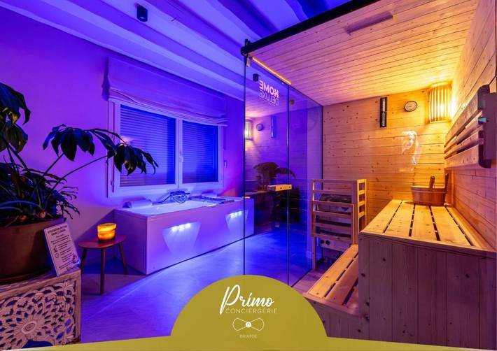 Gîte pour 2 personnes, avec sauna ainsi que jacuzzi et terrasse, animaux acceptés à La Ferté-Gaucher