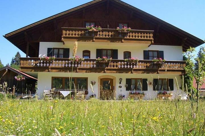 Ferienwohnung Nr. 5 - Heckenrose (2 Schlafz.) - Zoberhof in Oberammergau, Bayerische Alpen
