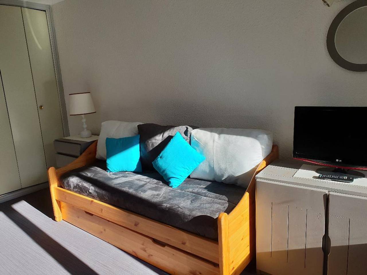 Ganzes Studio, Gemütliche Wohnung für 4, direkt an der Piste, Les Menuires, Wlan, Haustiere erlaubt in Les Menuires, Saint-Martin-de-Belleville