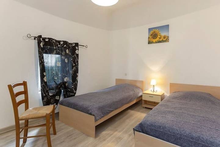 Location de vacances pour 6 personnes, avec jardin et terrasse à Taulignan - 2