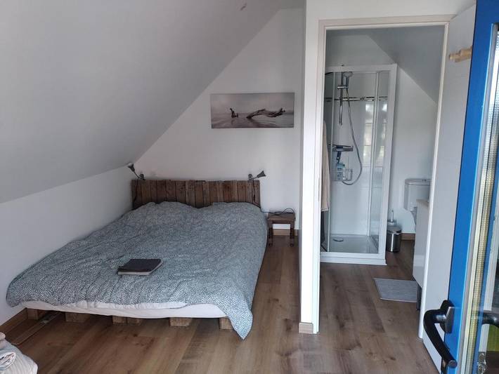 Chambre d’hôte pour 2 personnes, avec Terrasse ainsi que Jardin et Vue dans Montérolier