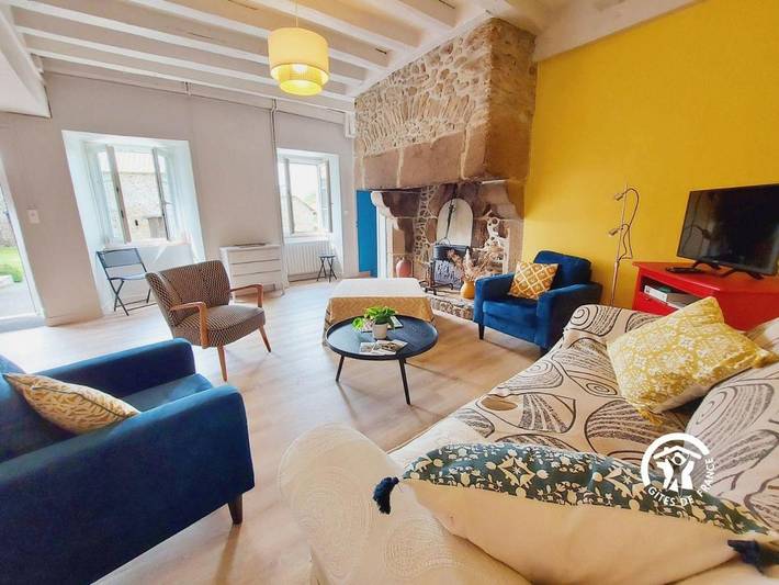 Location de vacances pour 6 personnes, avec terrasse et jardin à Saint-Thomas-de-Courceriers - 2