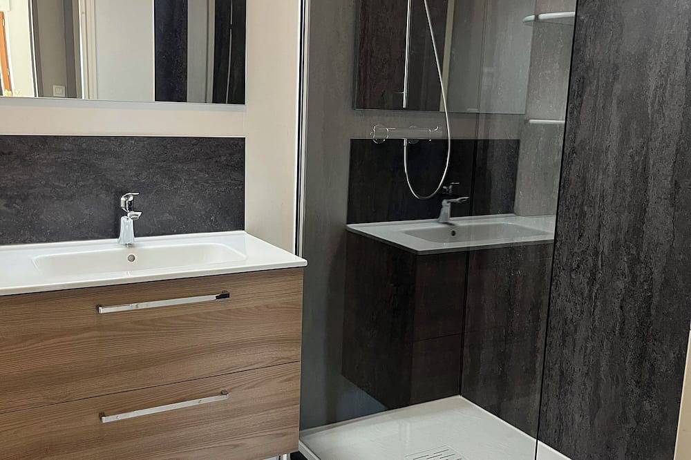 Bungalow, enclosed garden, direct beach access in La Turballe, Côte d'Amour