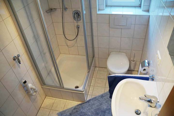 Ganze Ferienwohnung, Landhaus Straßer - Ferienwohnung  46qm, 1 Schlafzimmer, max. 3 Personen in Wasserburg (Bodensee), Bayerisch Schwaben