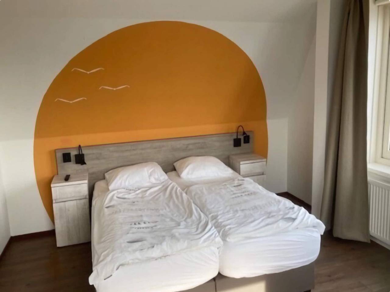 Comfortable holiday home with a garden at 1.1km from the sea in Noordwijk (Holanda Meridional), Mar del Norte Holanda