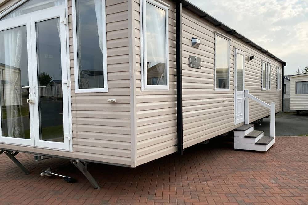 Static Caravan for 6 People in Rhyl, Denbighshire