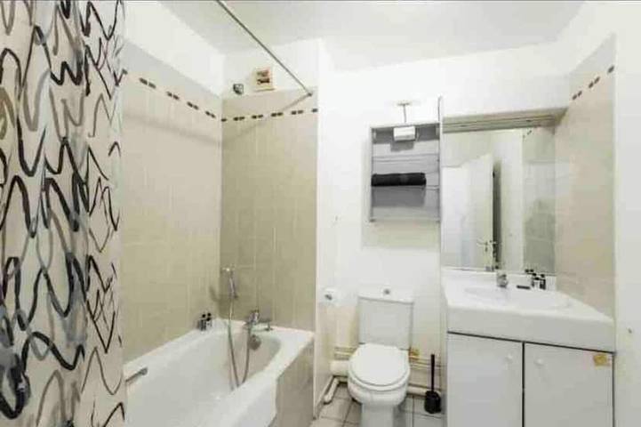 Entire apartment, Little paradise in Clichy, Hauts-de-Seine