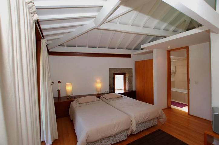 Casa rural para 3 personas, con jardín y vistas además de piscina y terraza en Póvoa de Lanhoso - 2