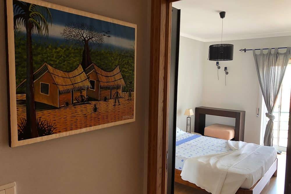 Apartamento entero, Vacaciones en Sao Martinho do Porto - Apartamento de 2 dormitorios, capacidad para 4 personas con una gran piscina in São Martinho do Porto, Leiria District