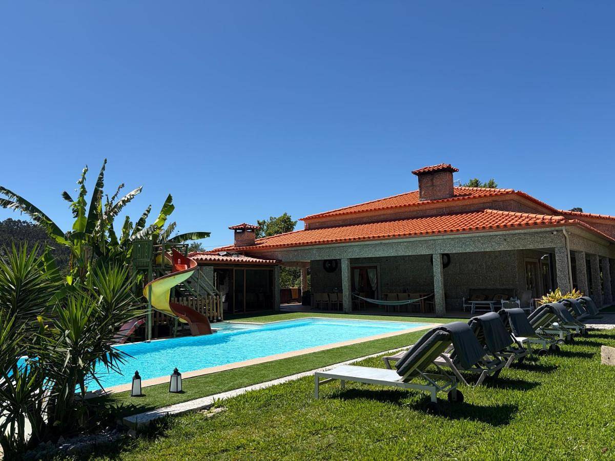 Villa Bessa Nature & Spa in Travassós (Fafe), District de Braga