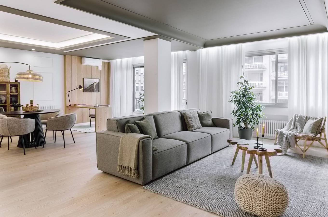 Entire apartment, Aran - 3 bedrooms in Eixample Esquerra in Barcelona Centre, Barcelona